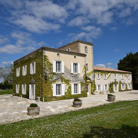 Clos De Bellevue Mortagne-sur-Gironde Esterno foto