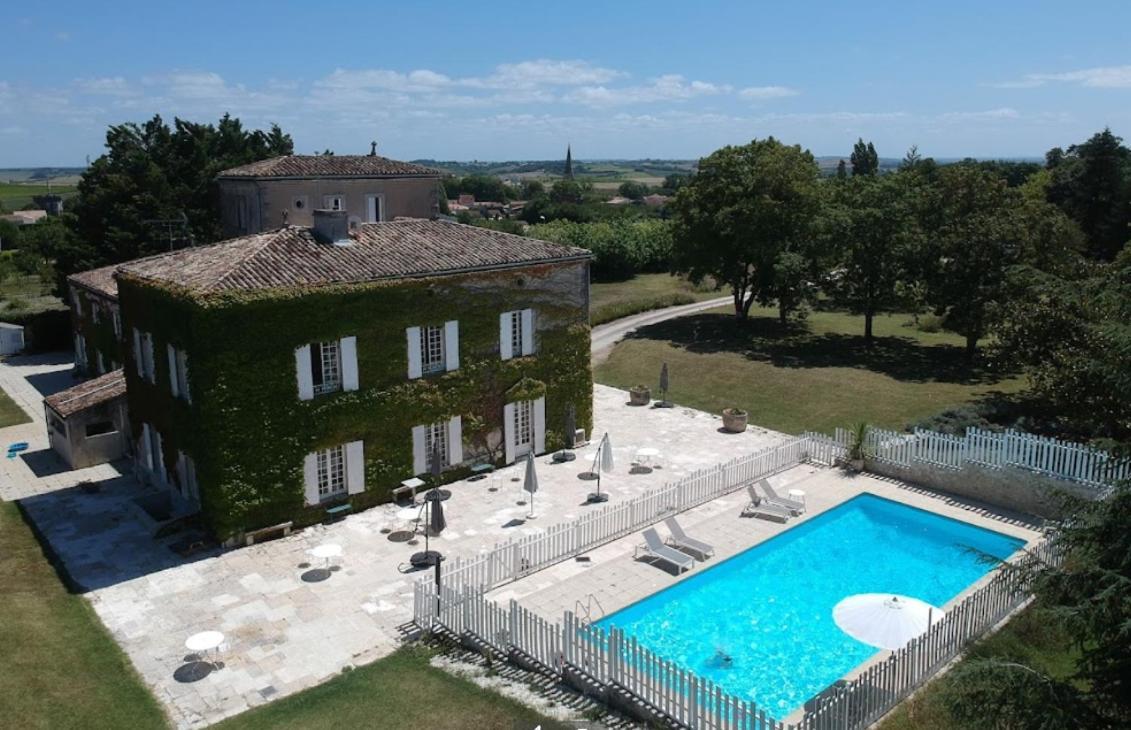 Clos De Bellevue Mortagne-sur-Gironde Esterno foto